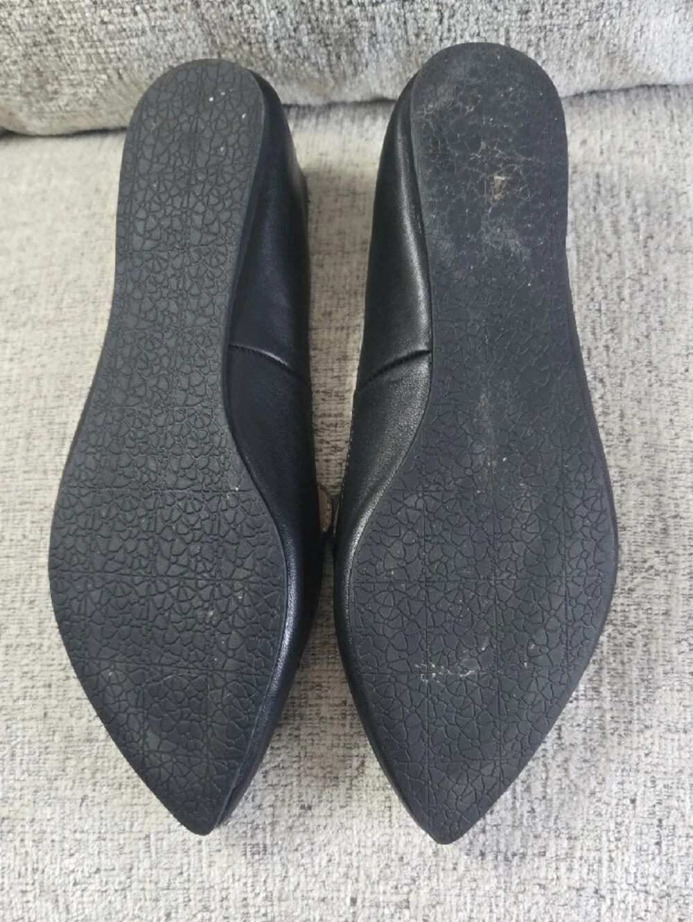 Steve Madden Black Pointed Leather Loafers